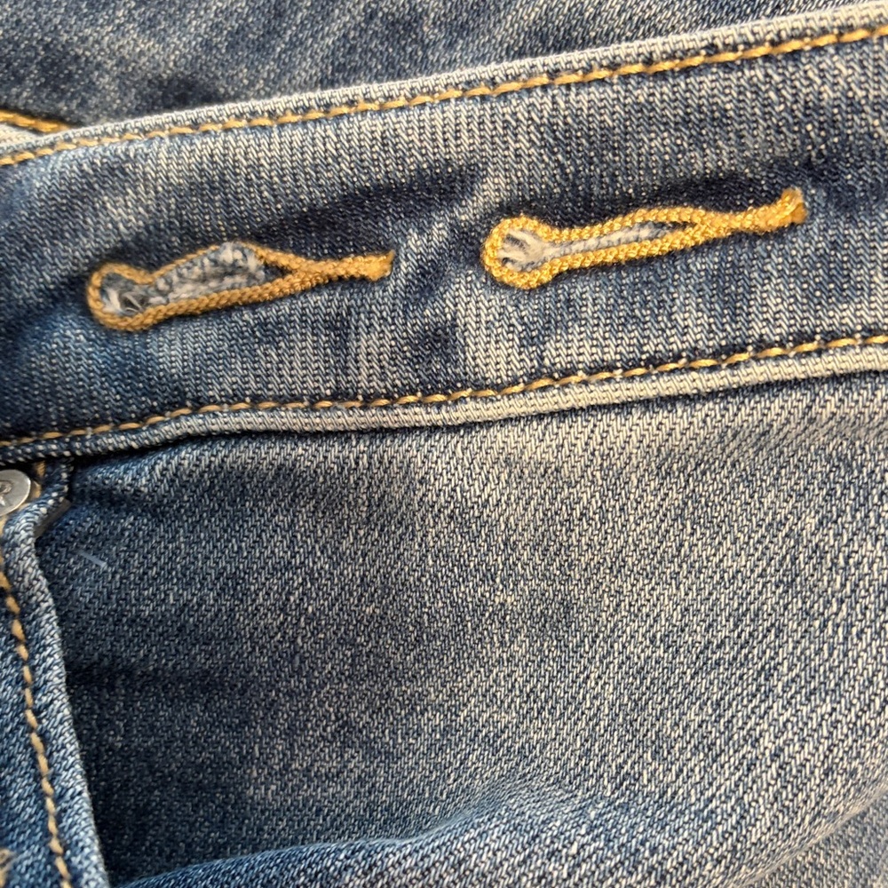 Risen: Straight Leg distressed Jeans raw hem. - Blue 11/30 is tag. - Picture 12 of 13